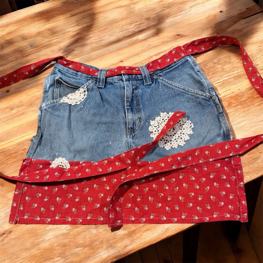 Upcycled Denim Apron - Picture 2 of 4